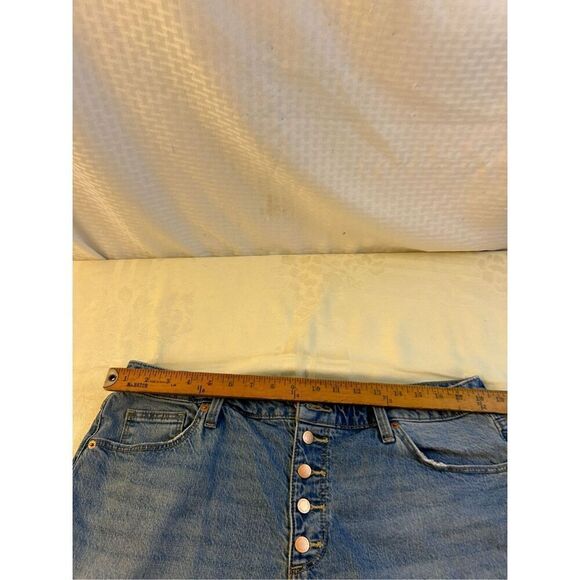 Universal Thread denim shorts Button fly Jean shorts women’s 16 high-rise - Picture 7 of 10